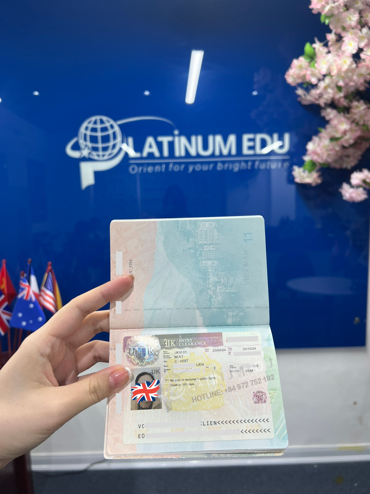 Platinum Edu chữa lại thành công Visa Anh thăm thân nhân cho Cô Liên